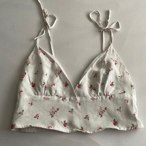 F21 floral crop top size m